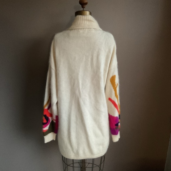 Vintage 80’s Rafaella Cream Floral Angora Rabbit Fur Wool Blend Cardigan, medium - Picture 5 of 6